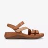 Cecily Mix beige kombinasjonsflate sandaler for kvinner