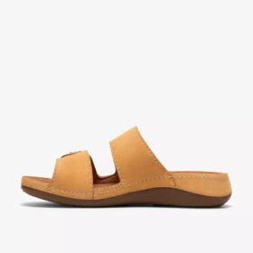 Cecily Step, flate sandaler for kvinner i lys okerfarget nubuck