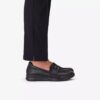 Ellowyn Penny slip-on-sko i svart skinn for kvinner