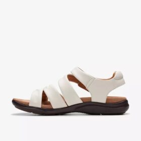 Kitly Ave offwhite flate sandaler i skinn for damer