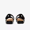Kitly Pearl – flate sandaler i svart lakkskinn for damer