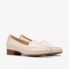 Krystine Lily loafer i kremfarget skinn for damer