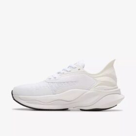 Pace Walk hvite athleisure-gåsko for kvinner