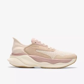Pace Walk Sand Athleisure-sko for kvinner