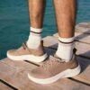 Solevana-sneakers for menn i grått