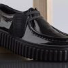 Torhill Bee svart lakksko for kvinner Wallabee