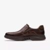 Un Briley Step-loafers for menn i mahognyfarget skinn | clarks