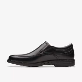 Un Kendric Go loafer-sko for menn i svart skinn | clarks