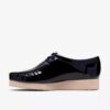 Wallabee 2604 Navy i lakkskinn for damer