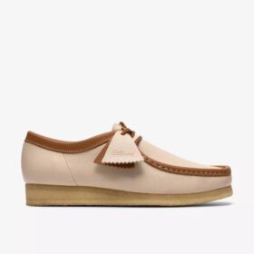 Wallabee for menn i hvit kombinasjon av skinn