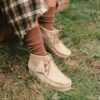 Wallabee™-støvler for damer i Maple-semsket skinn